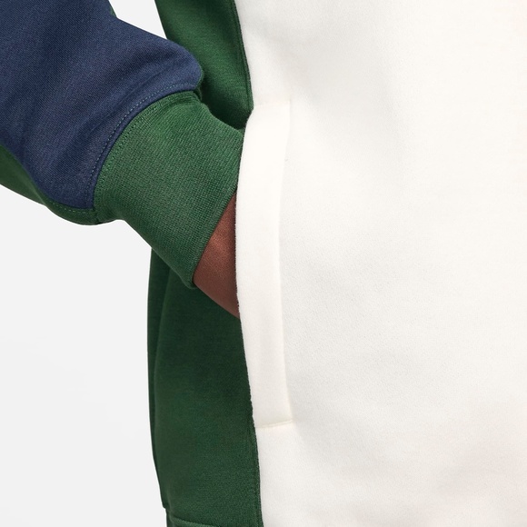 Nike Sportswear Club Fleece Men's Hoodie - Picture 8 of 8